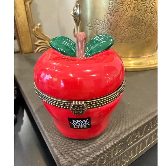 New York life Other - Vintage New York Life Apple Trinket Box‎ Desk Decor